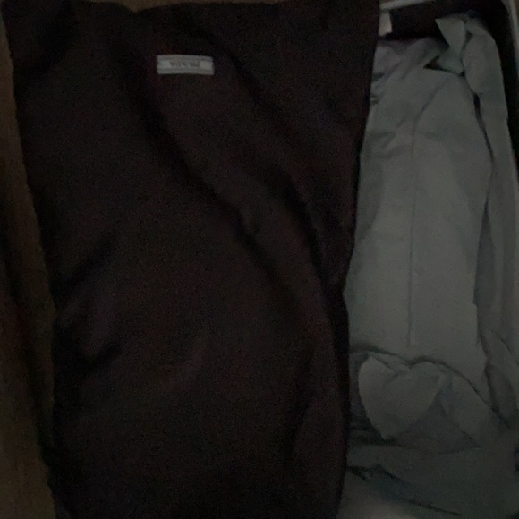 Brand new Prada Sneakers, never worn comes with box and dust bag size 36 1/2. - Picture 4 of 4